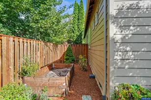 980 Troon Street Northwest, Albany, OR 97321 - Photo 36