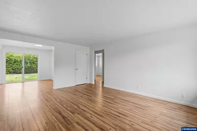 815 NE Woodcrest (-825) Av, Corvallis, OR 97330 - Photo 16