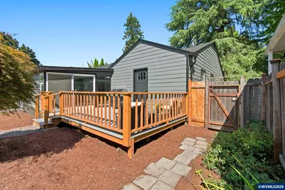 390 Sunset Av N, Keizer, OR 97303 - Photo 34