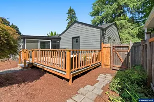 390 Sunset Ave N, Keizer, OR 97303 - Photo 34