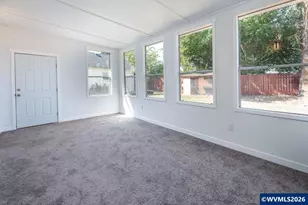 399 24th St NE, Salem, OR 97301 - Photo 32