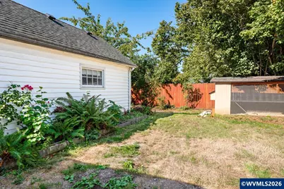 399 24th St NE, Salem, OR 97301 - Photo 40