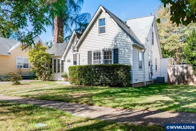 399 24th St NE, Salem, OR 97301 - Photo 2