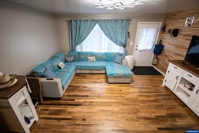 2235 Electric St SE, Salem, OR 97302 - Photo 4