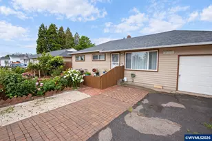 2235 Electric St SE, Salem, OR 97302 - Photo 2