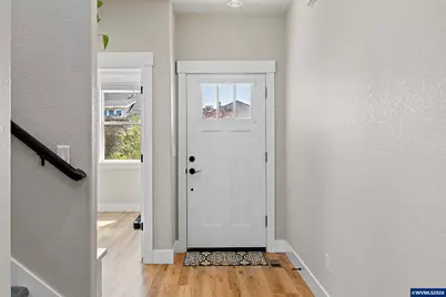 1054 Hickory St, Independence, OR 97351 - Photo 6