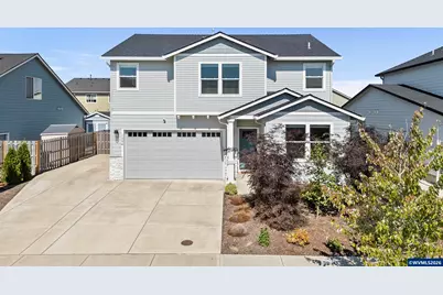 1054 Hickory St, Independence, OR 97351 - Photo 2