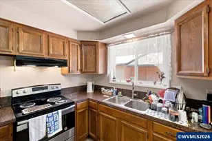 960 Grape St, Sweet Home, OR 97386 - Photo 20