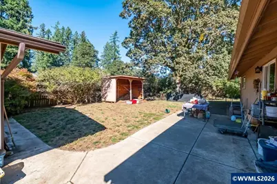 960 Grape St, Sweet Home, OR 97386 - Photo 48