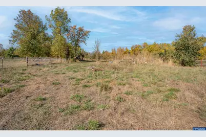 36005 Polly Farm Ln, Lebanon, OR 97355 - Photo 6