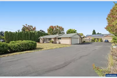 545 SE Goodnight Av, Corvallis, OR 97333 - Photo 2