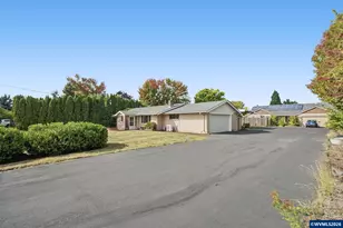 545 SE Goodnight Ave, Corvallis, OR 97333 - Photo 2