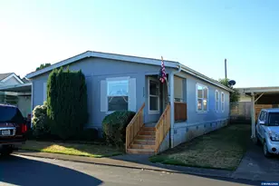4252 Lemon St NE, Salem, OR 97305 - Photo 1