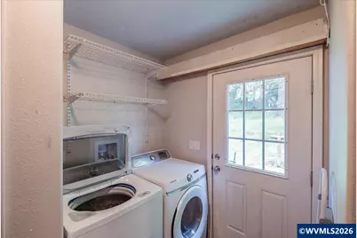 38381 Crawfordsville Dr, Sweet Home, OR 97386 - Photo 12