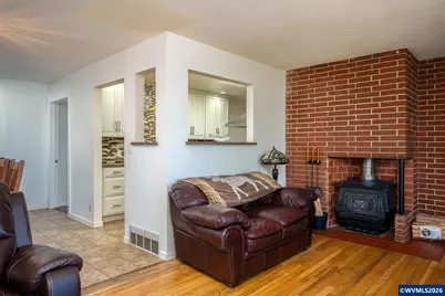 620 Judson St SE, Salem, OR 97302 - Photo 4