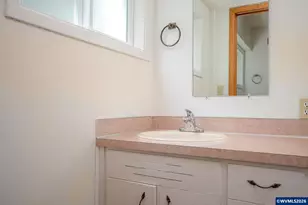 620 Judson St SE, Salem, OR 97302 - Photo 34