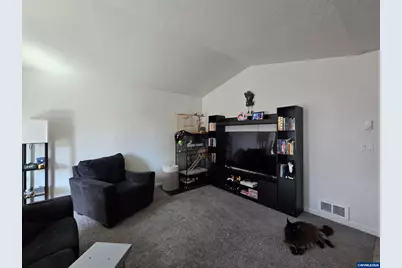 205 Sherman St SE, Albany, OR 97321 - Photo 6