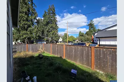 205 Sherman St SE, Albany, OR 97321 - Photo 18