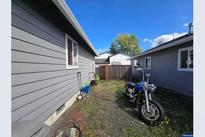 205 Sherman St SE, Albany, OR 97321 - Photo 16