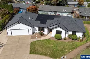 210 SE Ironwood Ave, Dallas, OR 97338 - Photo 44