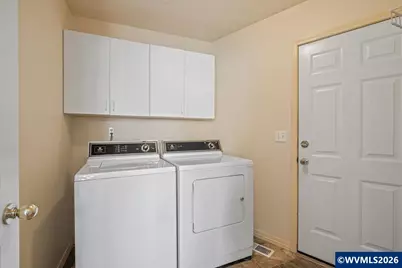 210 SE Ironwood Av, Dallas, OR 97338 - Photo 20