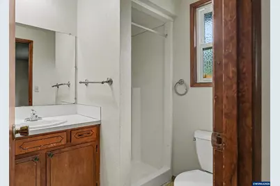 115 Grant St, Silverton, OR 97381 - Photo 26