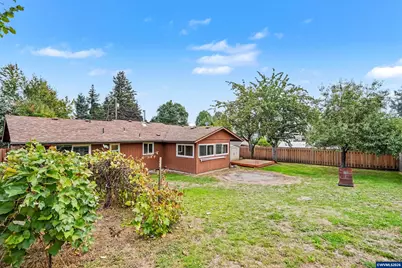 115 Grant St, Silverton, OR 97381 - Photo 32