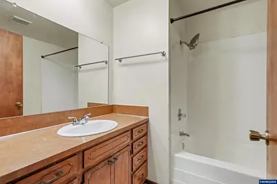 115 Grant St, Silverton, OR 97381 - Photo 20