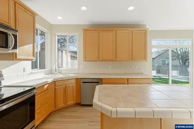 1676 Marten Av SW, Albany, OR 97321 - Photo 16