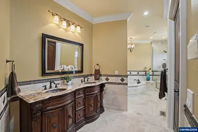 2463 Crestmont Cir S, Salem, OR 97302 - Photo 22