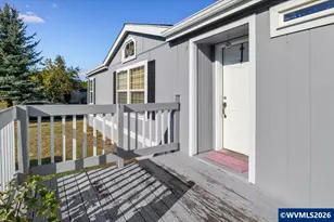 786 Hoffman Rd NE, Salem, OR 97301 - Photo 4