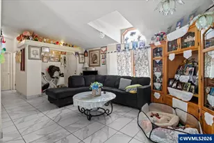 786 Hoffman Rd NE, Salem, OR 97301 - Photo 6