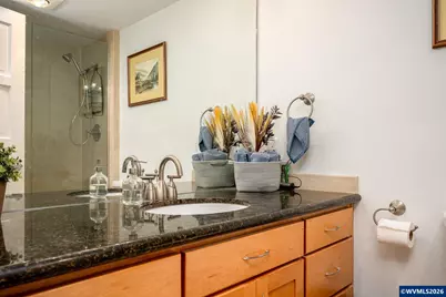 2021 SW Main #32 St, Portland, OR 97205 - Photo 22