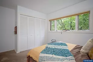 2021 SW Main St, Portland, OR 97205 - Photo 16