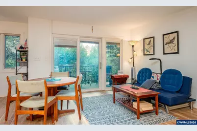 2021 SW Main #32 St, Portland, OR 97205 - Photo 6