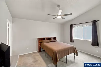 1231 46th Ct, Sweet Home, OR 97386 - Photo 8