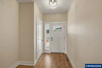 602-608 NE Kerns Dr, Dallas, OR 97338 - Photo 4