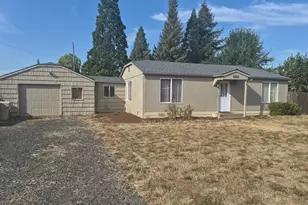 1065 23rd Av SE, Albany, OR 97322 - Photo 1