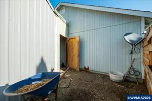 1049 29th Ave, Sweet Home, OR 97386 - Photo 36
