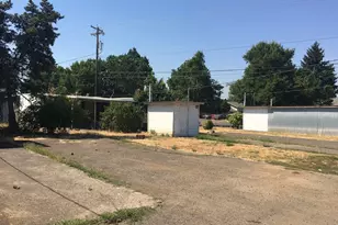 3835 River Rd, Eugene, OR 97404 - Photo 8