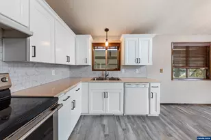 1968 Brandon Ave NE, Keizer, OR 97303 - Photo 26