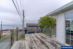 25 NE Clarke St, Depoe Bay, OR 97341 - Photo 20