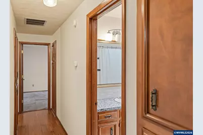 1012 Leona Ln S, Salem, OR 97302 - Photo 20