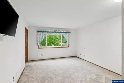 6644 Rippling Brook Dr SE, Salem, OR 97317 - Photo 32