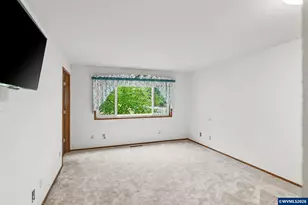 6644 Rippling Brook Dr SE, Salem, OR 97317 - Photo 32