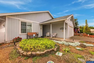 1988 Nut Tree Dr NW, Salem, OR 97304 - Photo 40
