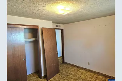 1090 Sharon Lp SE, Salem, OR 97306 - Photo 16