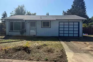 1090 Sharon Lp SE, Salem, OR 97306 - Photo 1