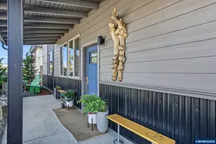 1004 36th Ave SW, Albany, OR 97321 - Photo 6