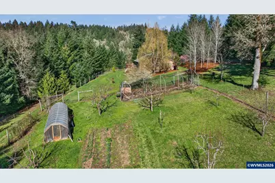 9400 SW Arrowwood Rd, McMinnville, OR 97128 - Photo 32